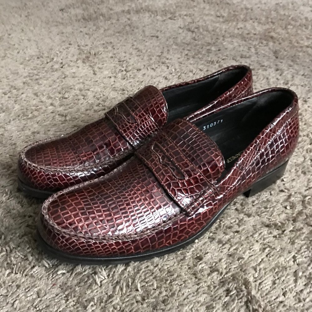 Dsquared2 Men's Burgundy Embossed Loafers
